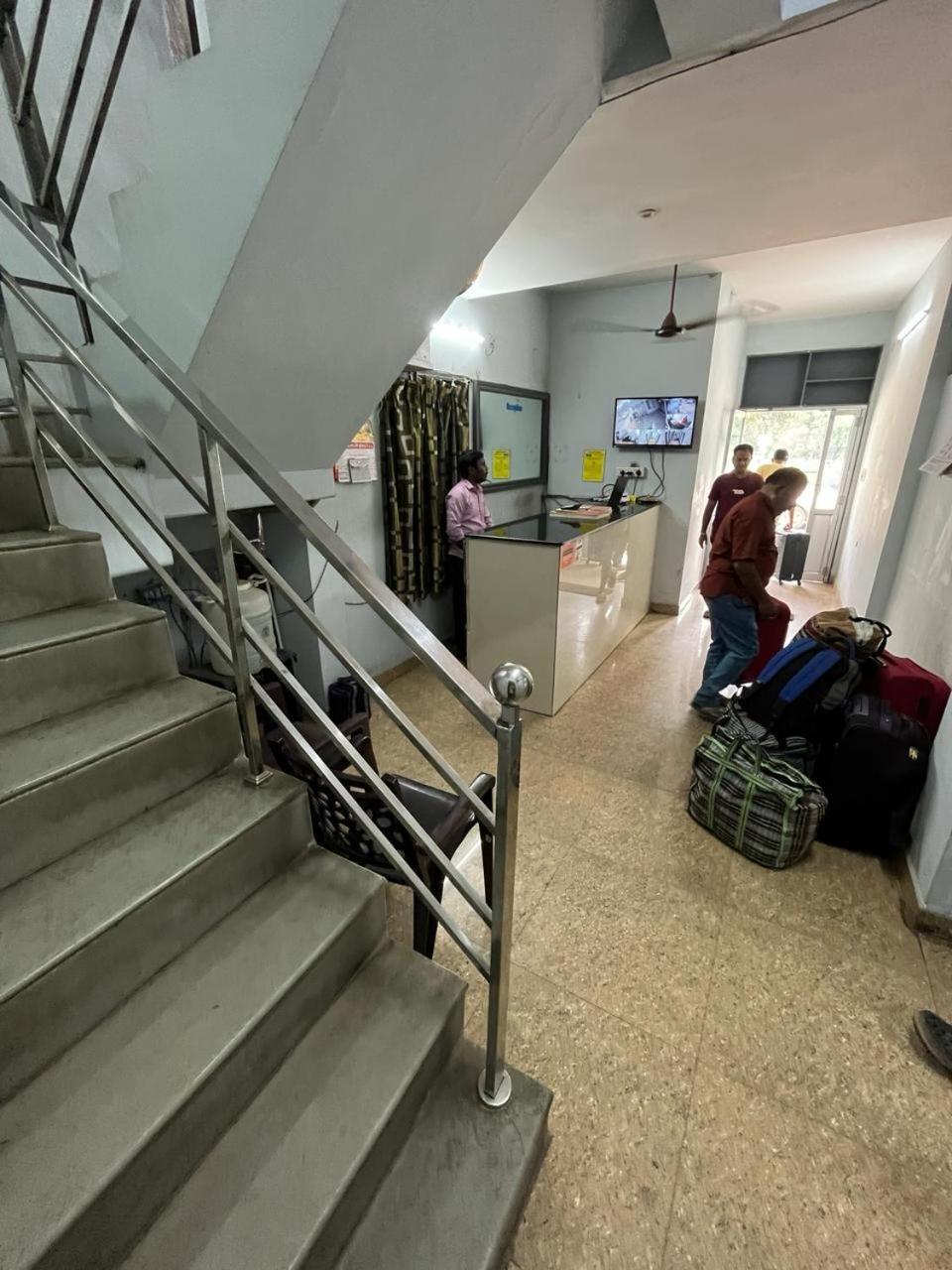 The Alp Hotel Madurai Bagian luar foto