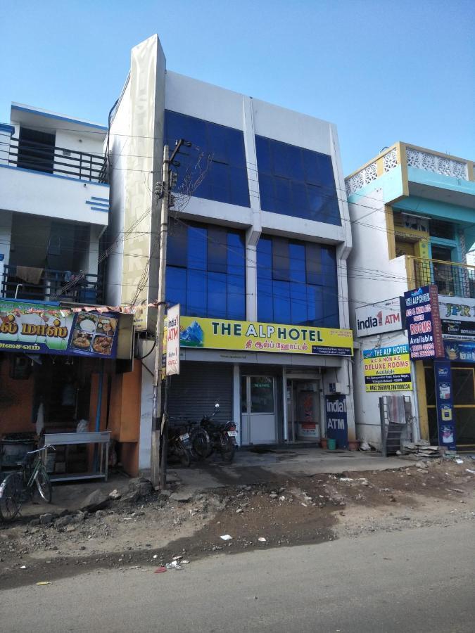 The Alp Hotel Madurai Bagian luar foto