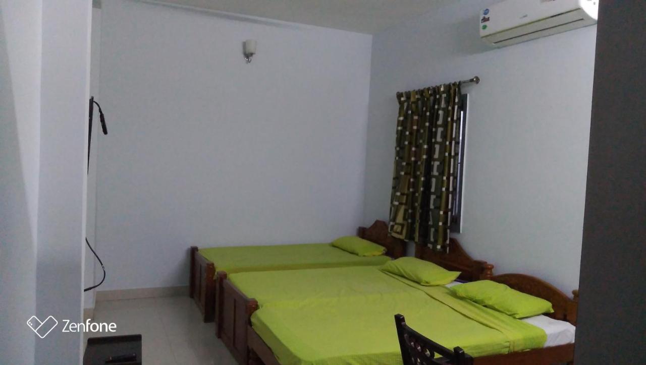 The Alp Hotel Madurai Bagian luar foto